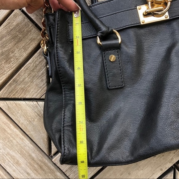Michael Kors Black Hamilton Medium Bag - Picture 9 of 12